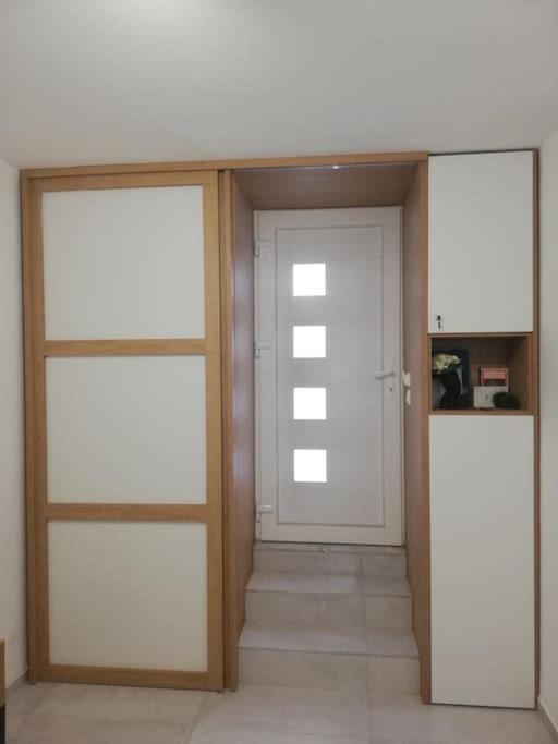 Brio Luxurious Urban Stay In Heraklio,Wifi,Αc Candia Esterno foto